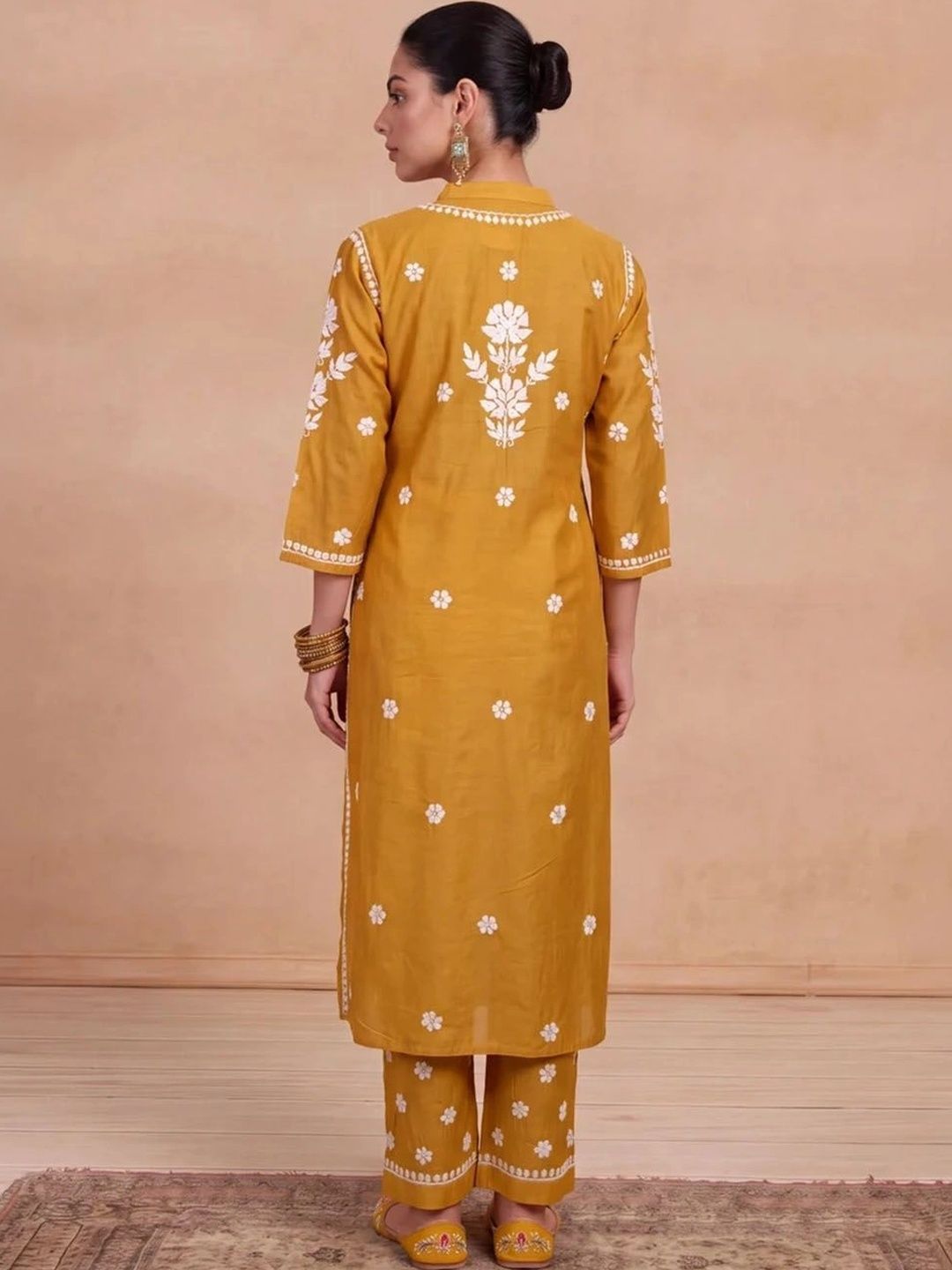 Rumah Wanita Chikankari Motif Etnik Bersulam Benang Biasa Kerja Chanderi Sutera Kurta dengan Seluar