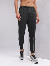 HRX by Hrithik Roshan Men Mid-Rise Brand Logo Detail Rapid-Dry Training Joggers
