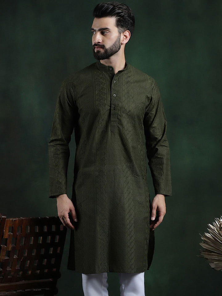 SOJANYA Ethnic Motifs Embroidered Mandarin Collar Thread Work Cotton Straight Kurta