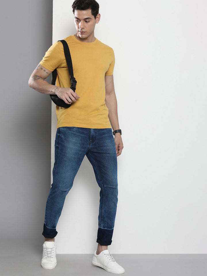 The Indian Garage Co Men Carrot Fit Light Fade Stretchable Jeans
