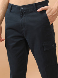 HIGHLANDER Men Tapered Fit Cotton Cargo Trousers