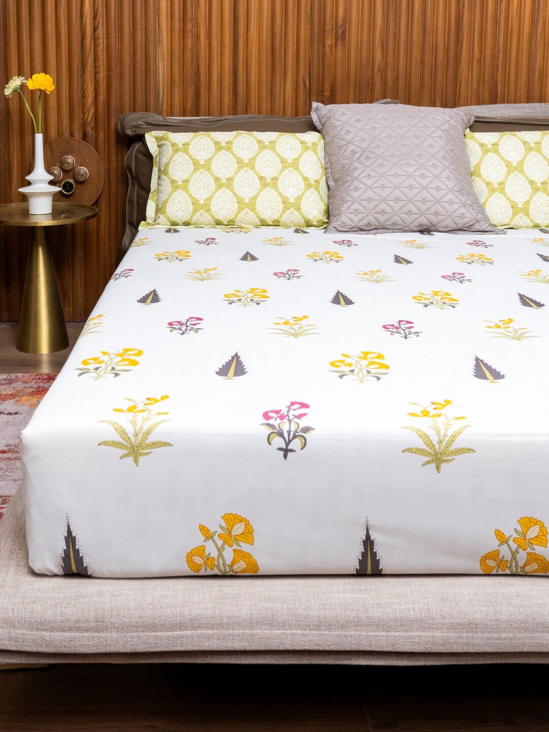 URBAN SPACE King Fitted Bedsheet Set