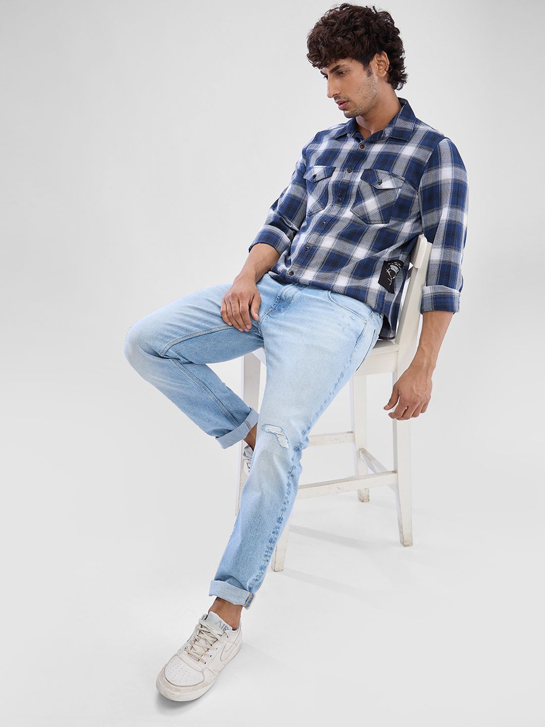 SPYKAR Men Slim Fit Opaque Checked Spread Collar Casual Shirt