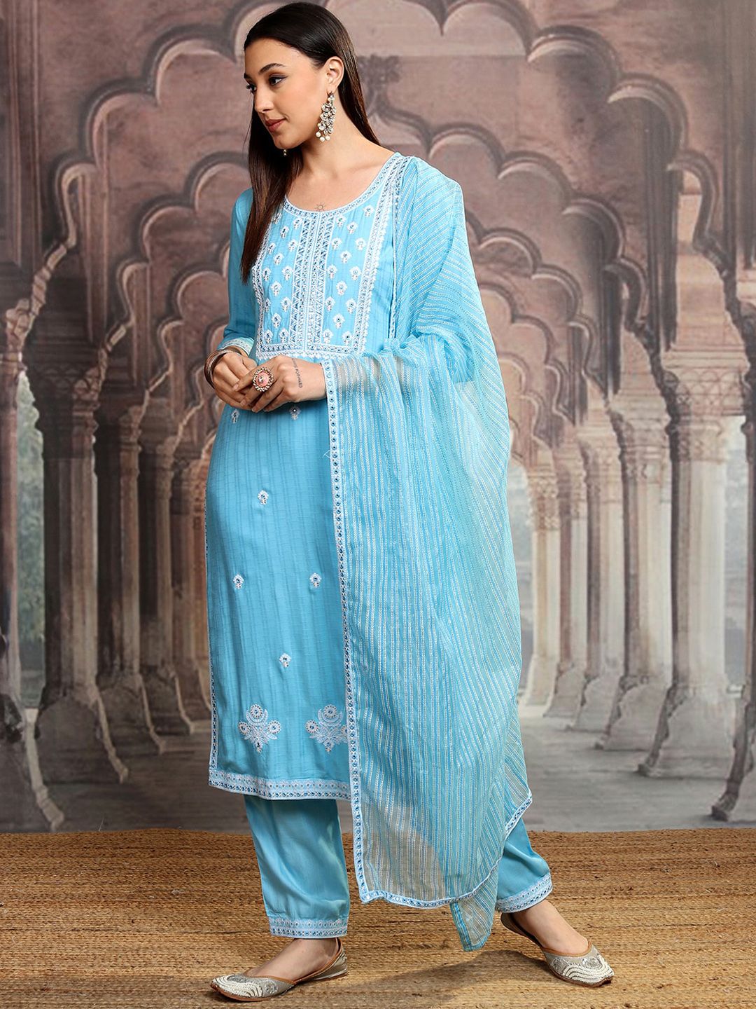 Vishudh Blue Ethnic Motifs Embroidered Thread Work Kurta with Trousers & Dupatta
