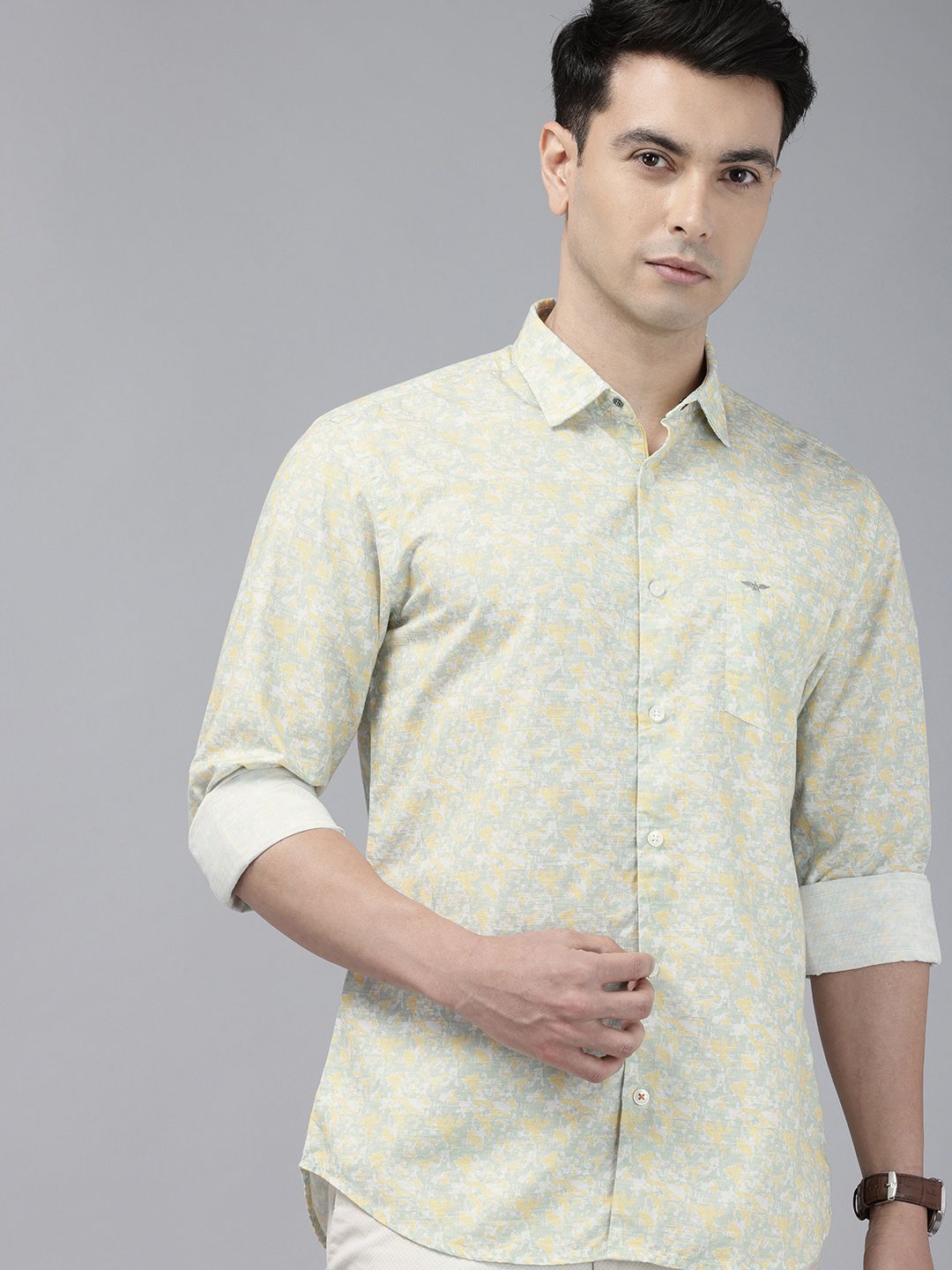 Park Avenue Pure Cotton Slim Fit Abstract Printed Casual Shirt