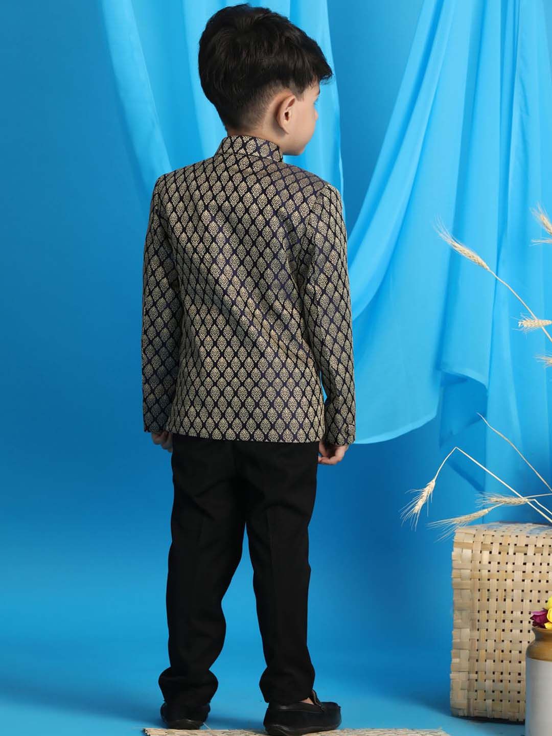 VASTRAMAY Boys Ethnic Motifs Woven Design Slim-Fit Bandhgala Blazer