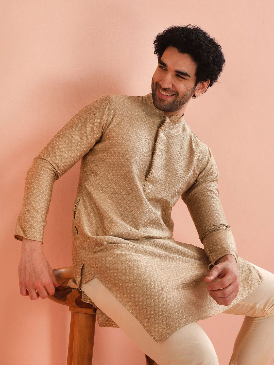 KISAH Men Ethnic Motifs Woven Design Kurta with Churidar