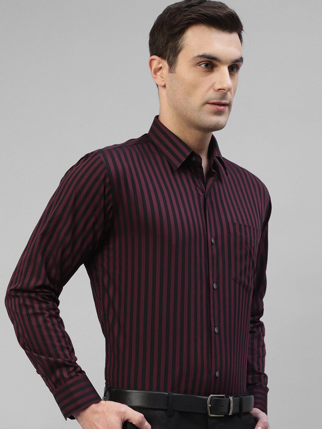 Hancock Modern Slim Fit Vertical Striped Spread Collar Pure Cotton Formal Shirt
