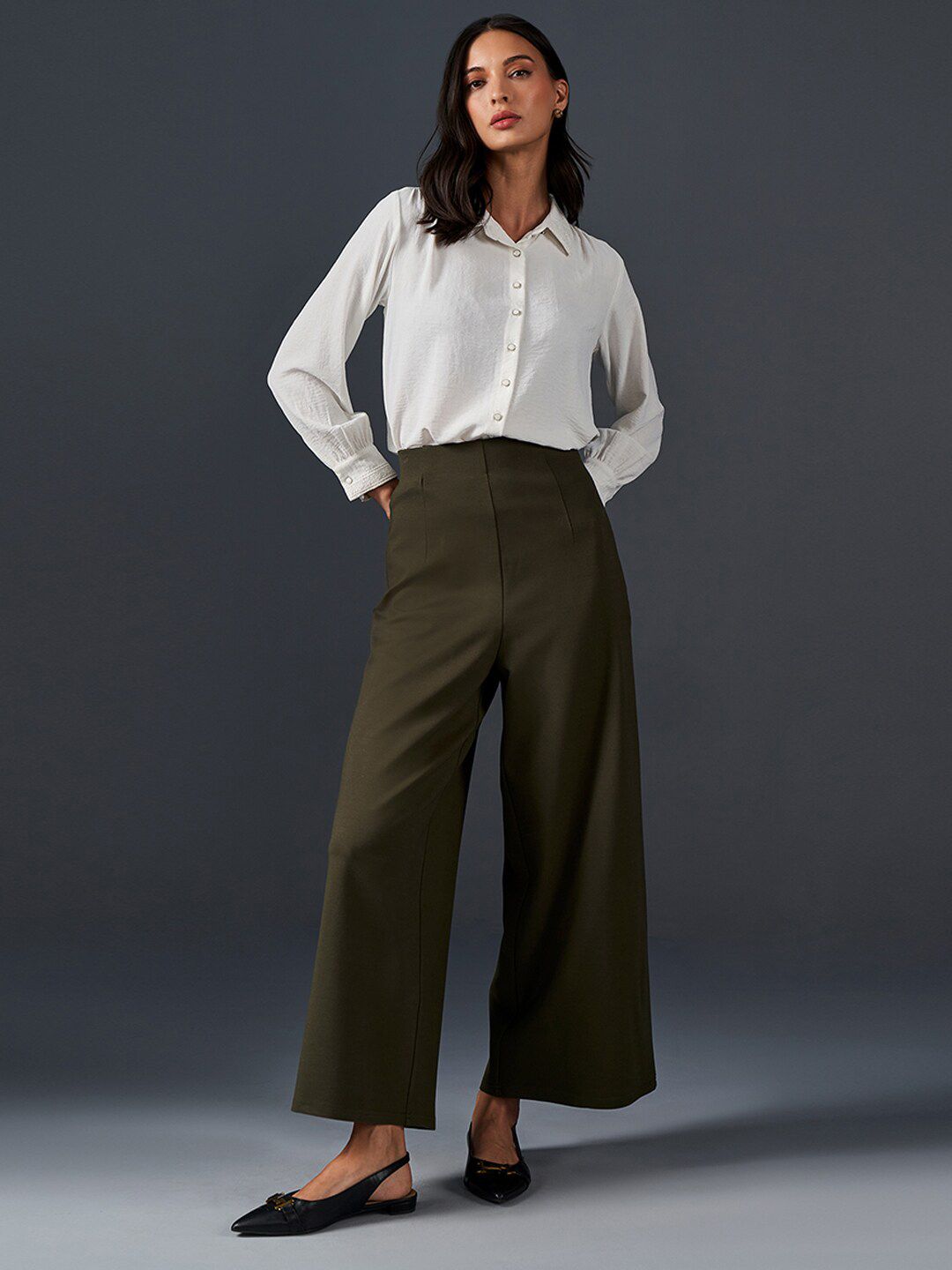 AND Shirt Collar Cuff Sleeve Top