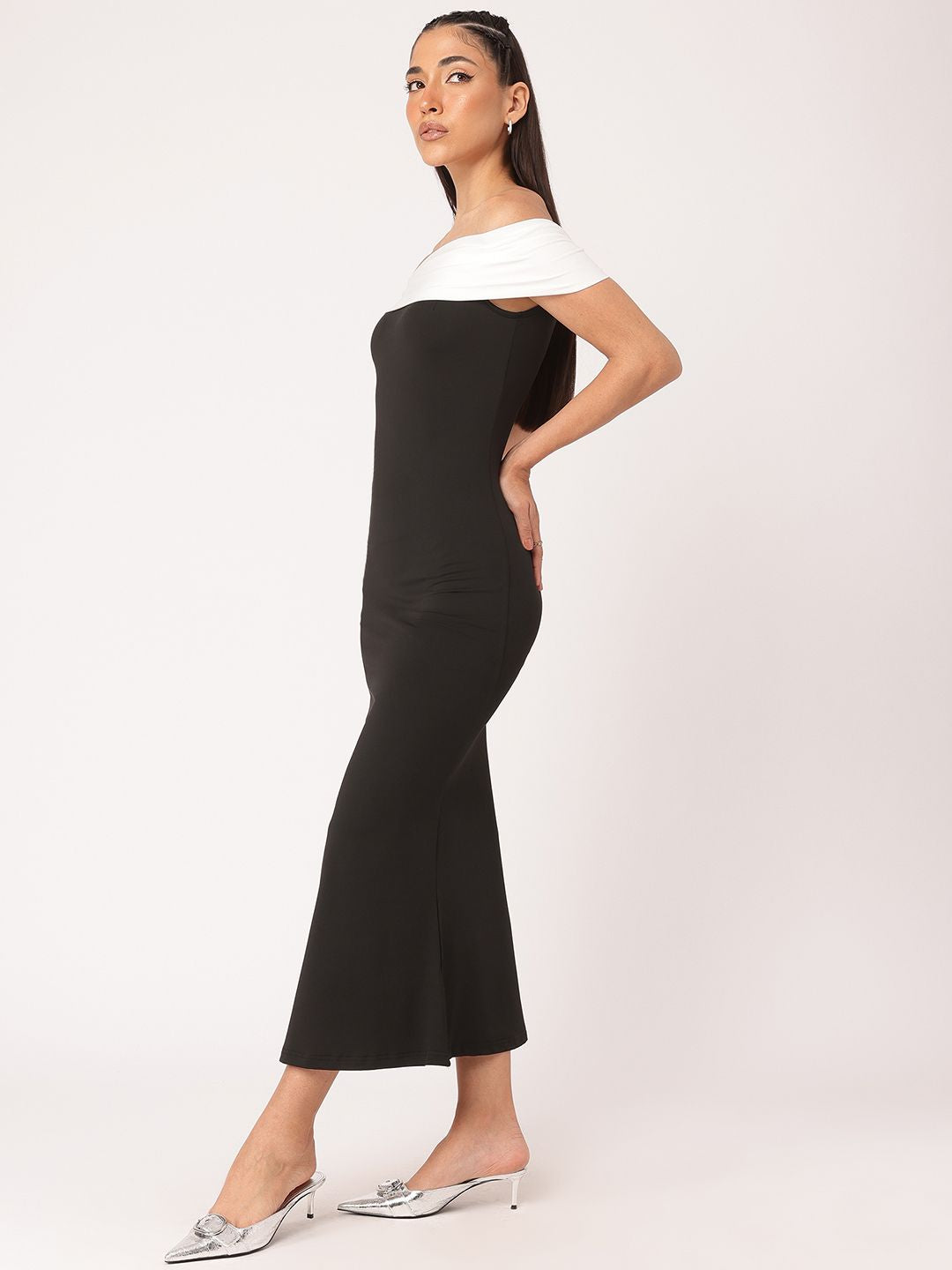 DressBerry Off-Shoulder Trendy Bodycon Bombshell Dress