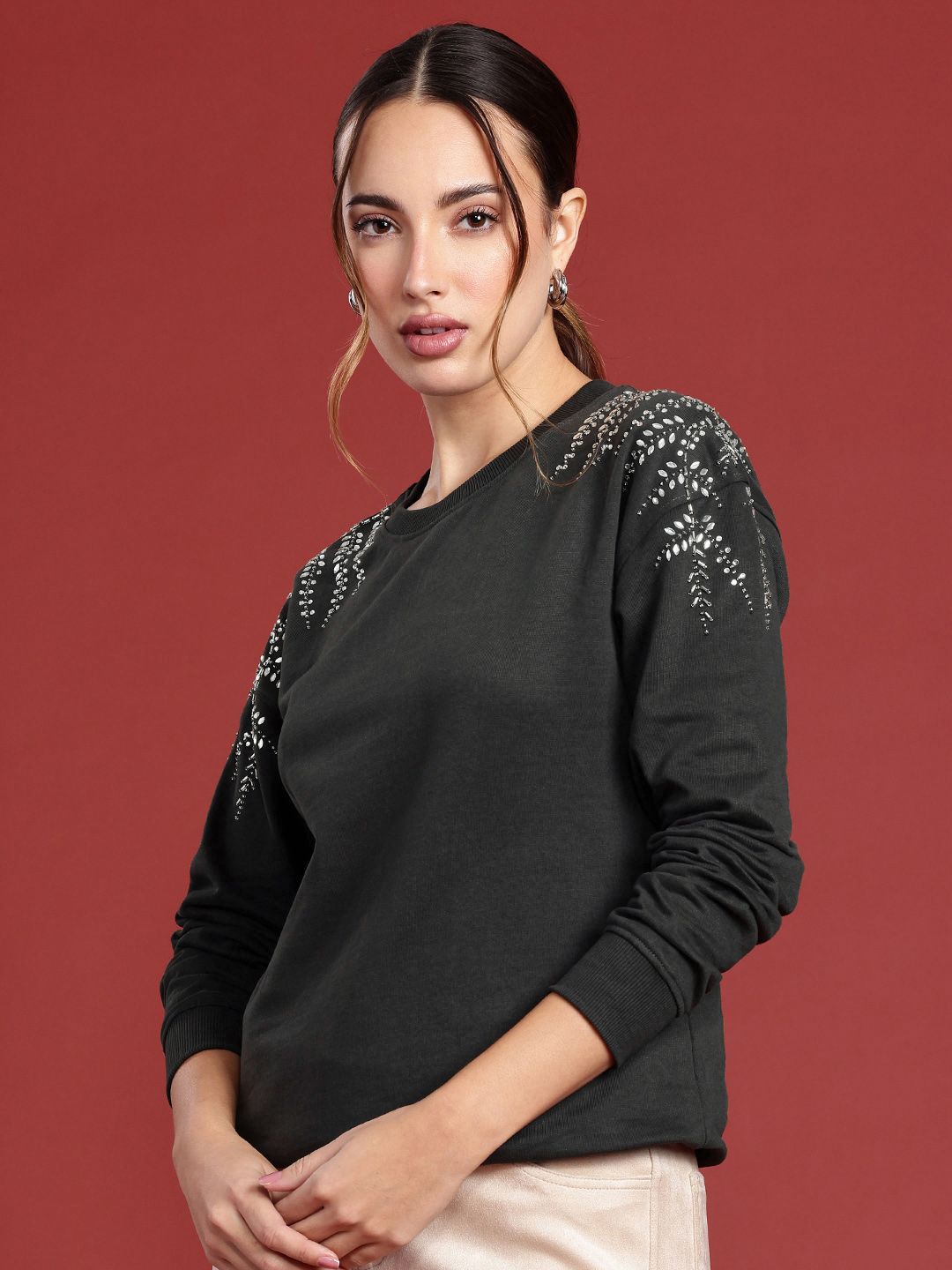 all about you Long Sleeves Studded Embellished Sweatshirt