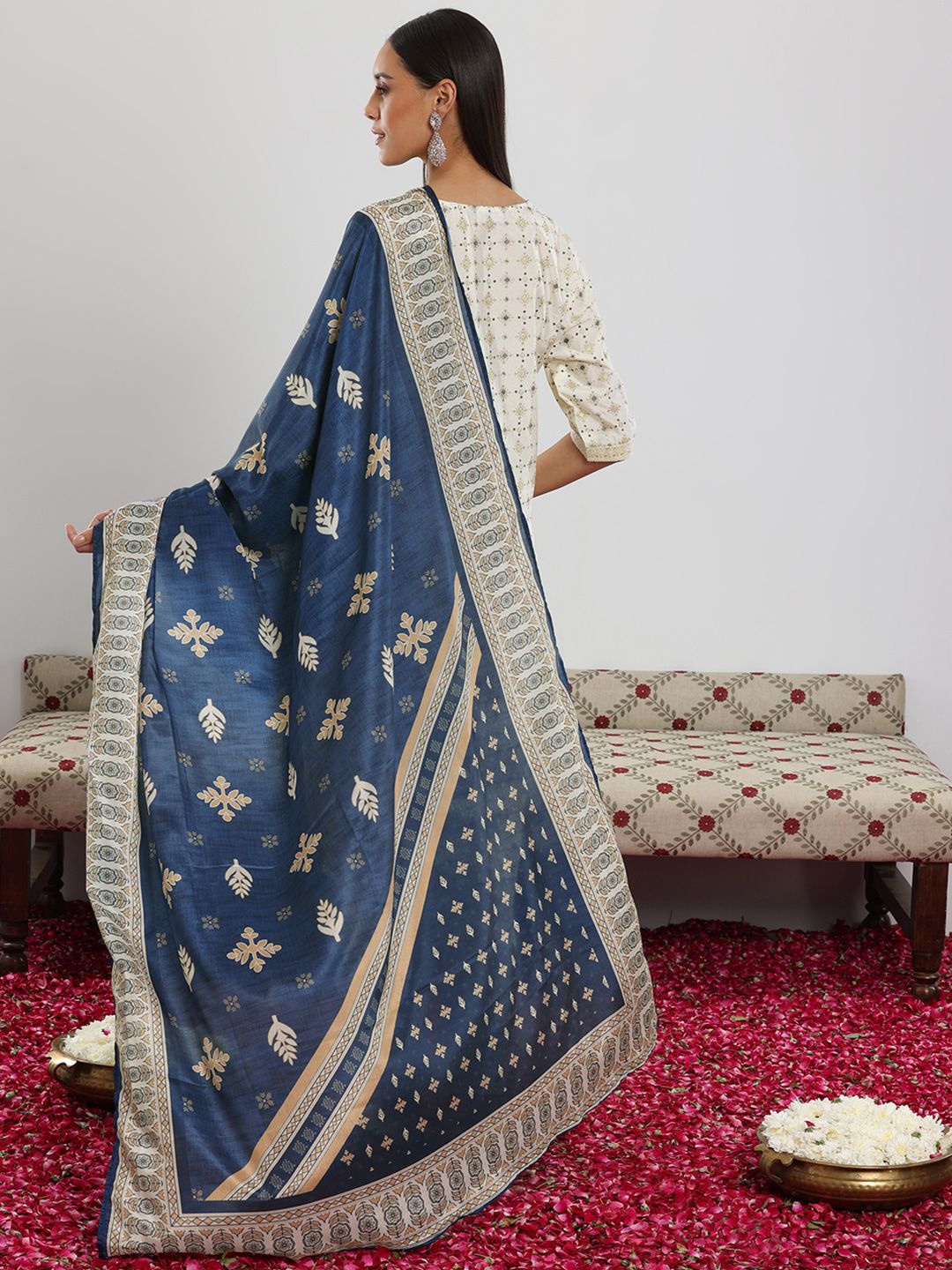 Libas Ethnic Motifs Printed Kurta with Palazzos & With Dupatta