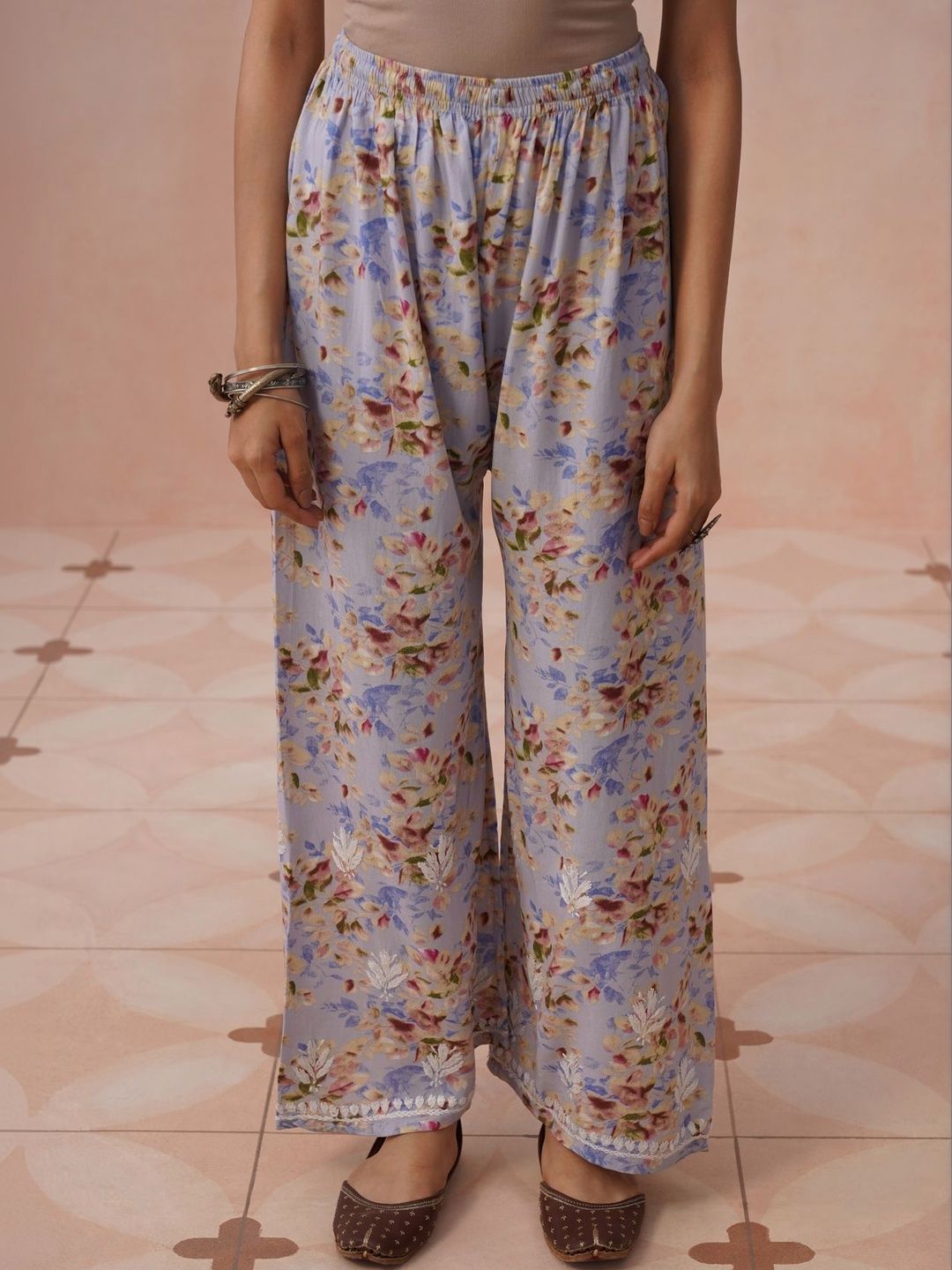 House of Chikankari Women Printed Regular Chikankari Kurta with Trousers