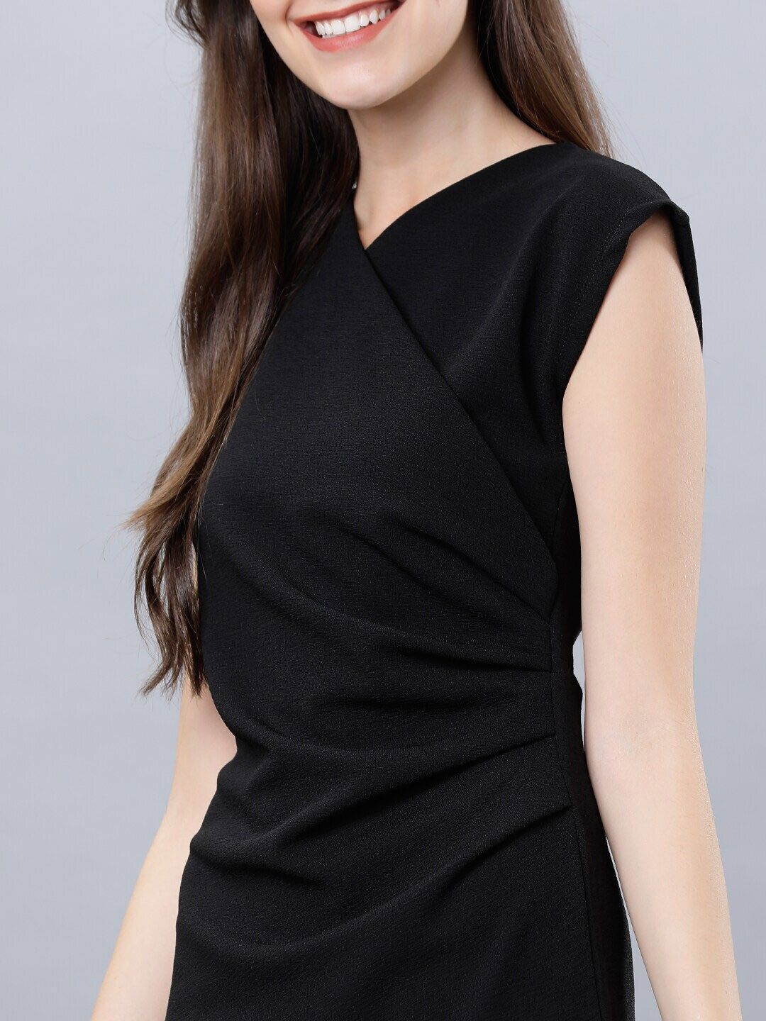 CHIC BY TOKYO TALKIES Women Black Solid Wrap Dress