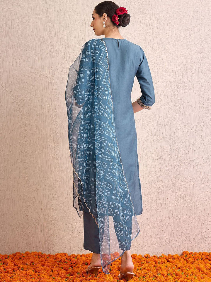 Indo Era Women Bandhani Embroidered Regular Gotta Patti Kurta with Trousers & With Dupatta