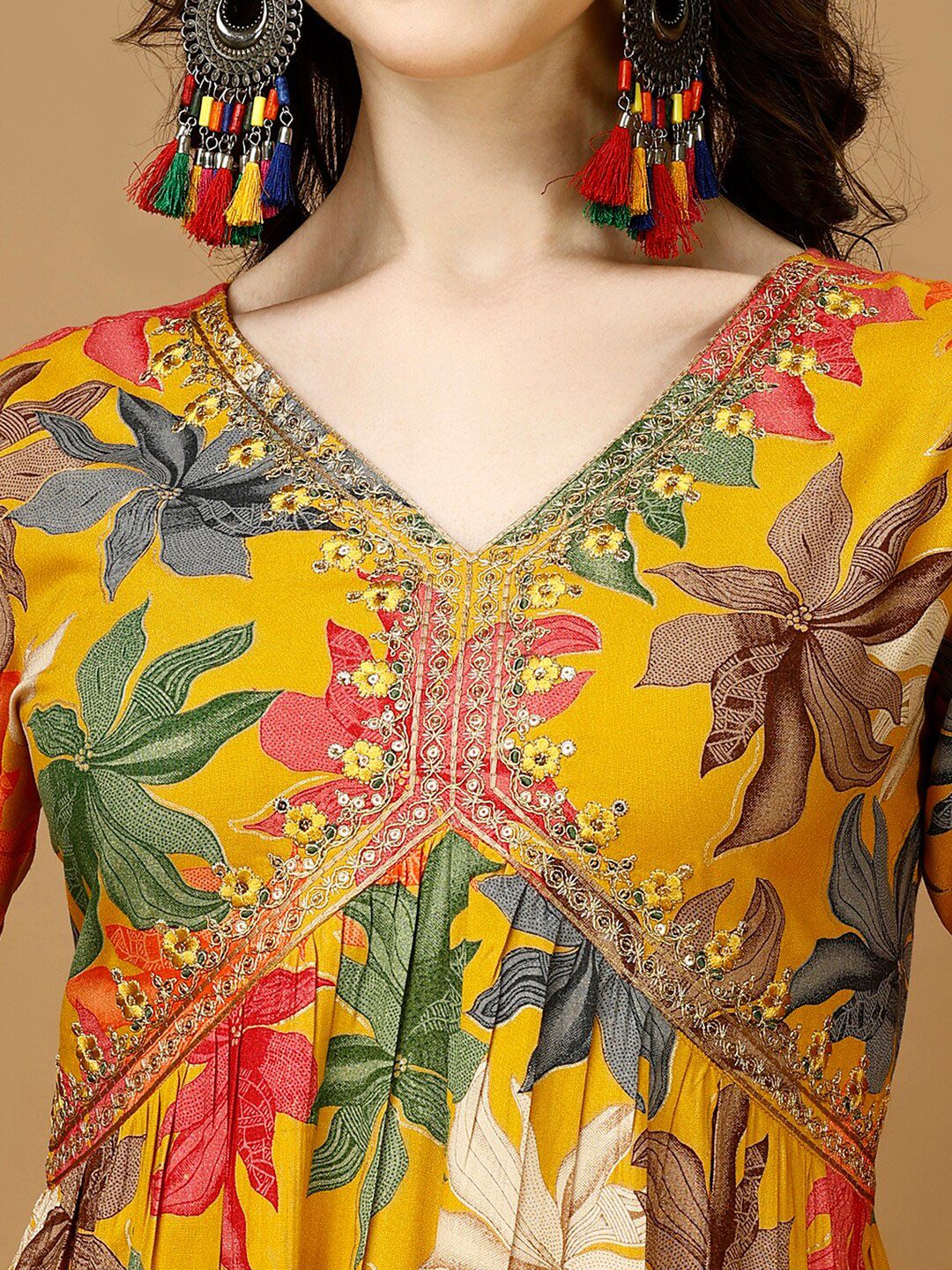 KALINI Floral Printed Empire Thread Work Kurta with Trousers & With Dupatta