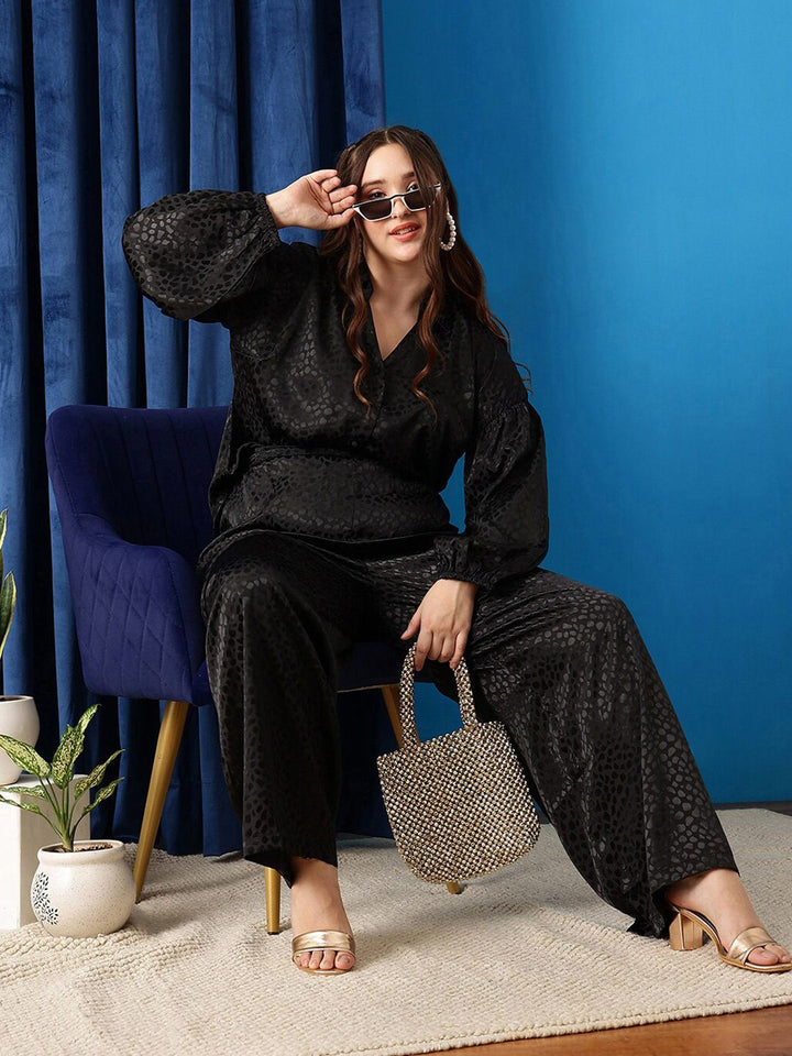 CURVY STREET Plus Size Comfort Oversized Abstract Printed Puffed Sleeves Satin Shirt