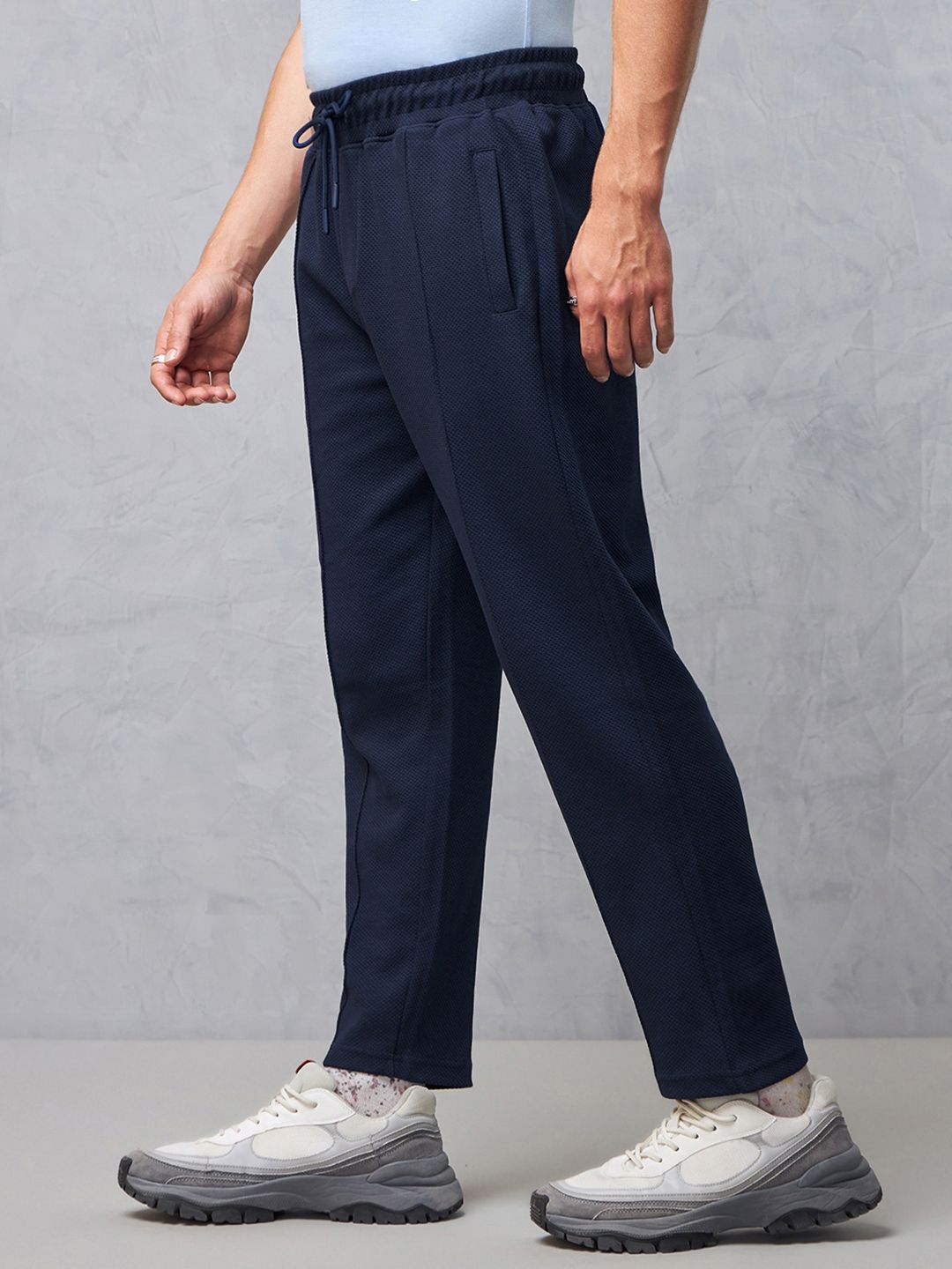 Bewakoof Men Track Pants