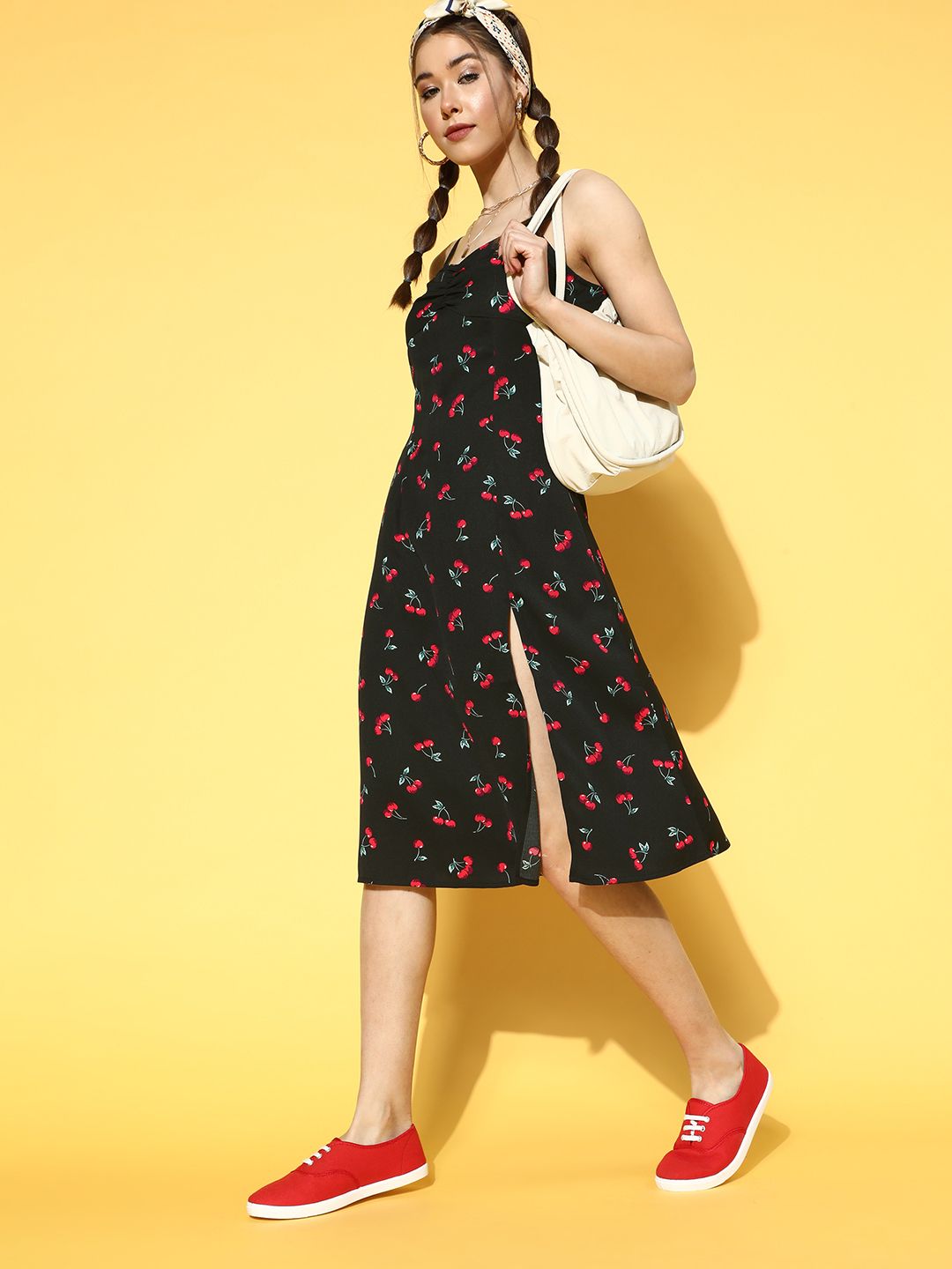 Berrylush Black & Red A-Line Midi Dress