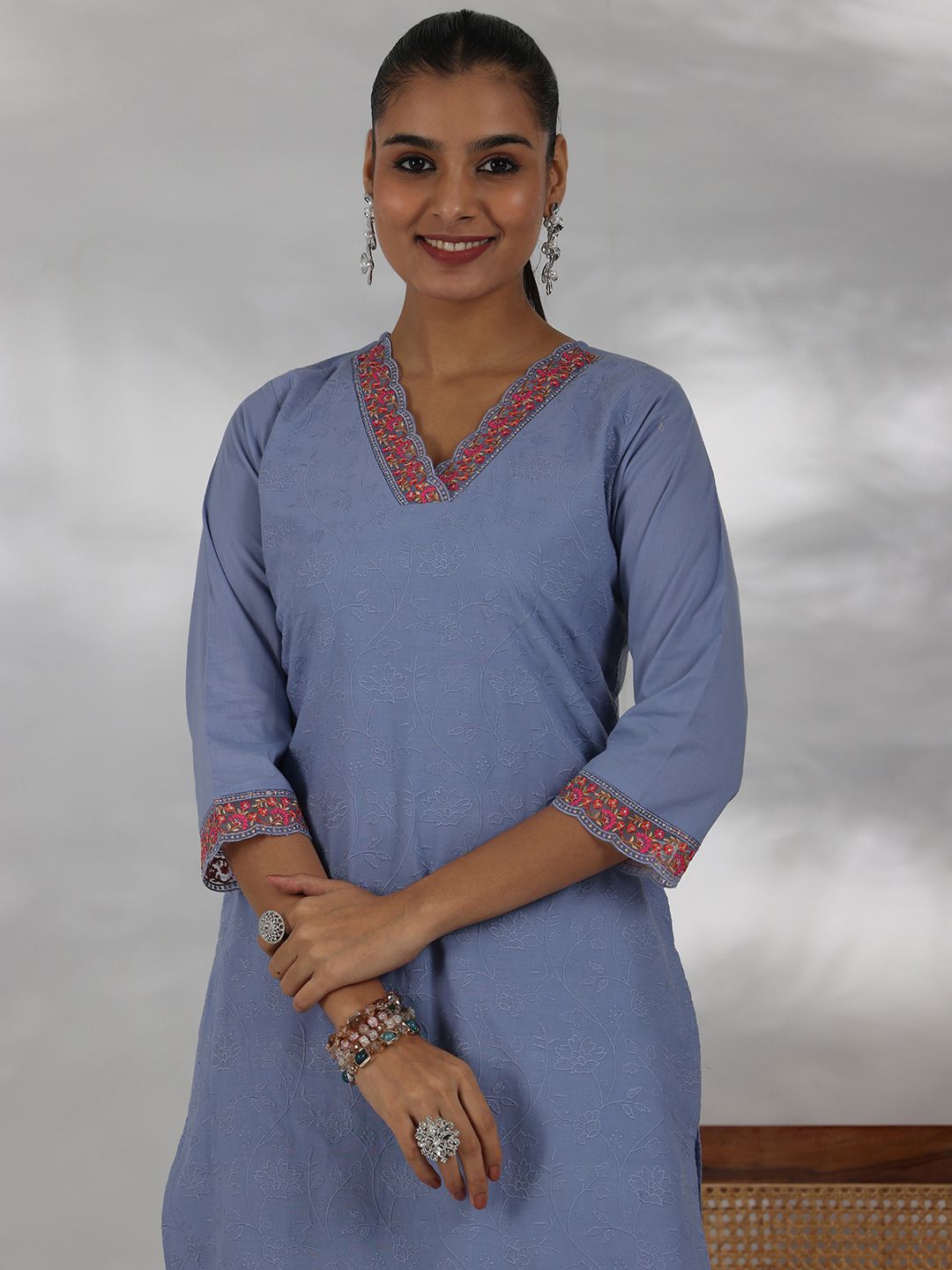 Libas Women Floral Embroidered Regular Thread Work Pure Cotton Kurta with Trousers & With Dupatta