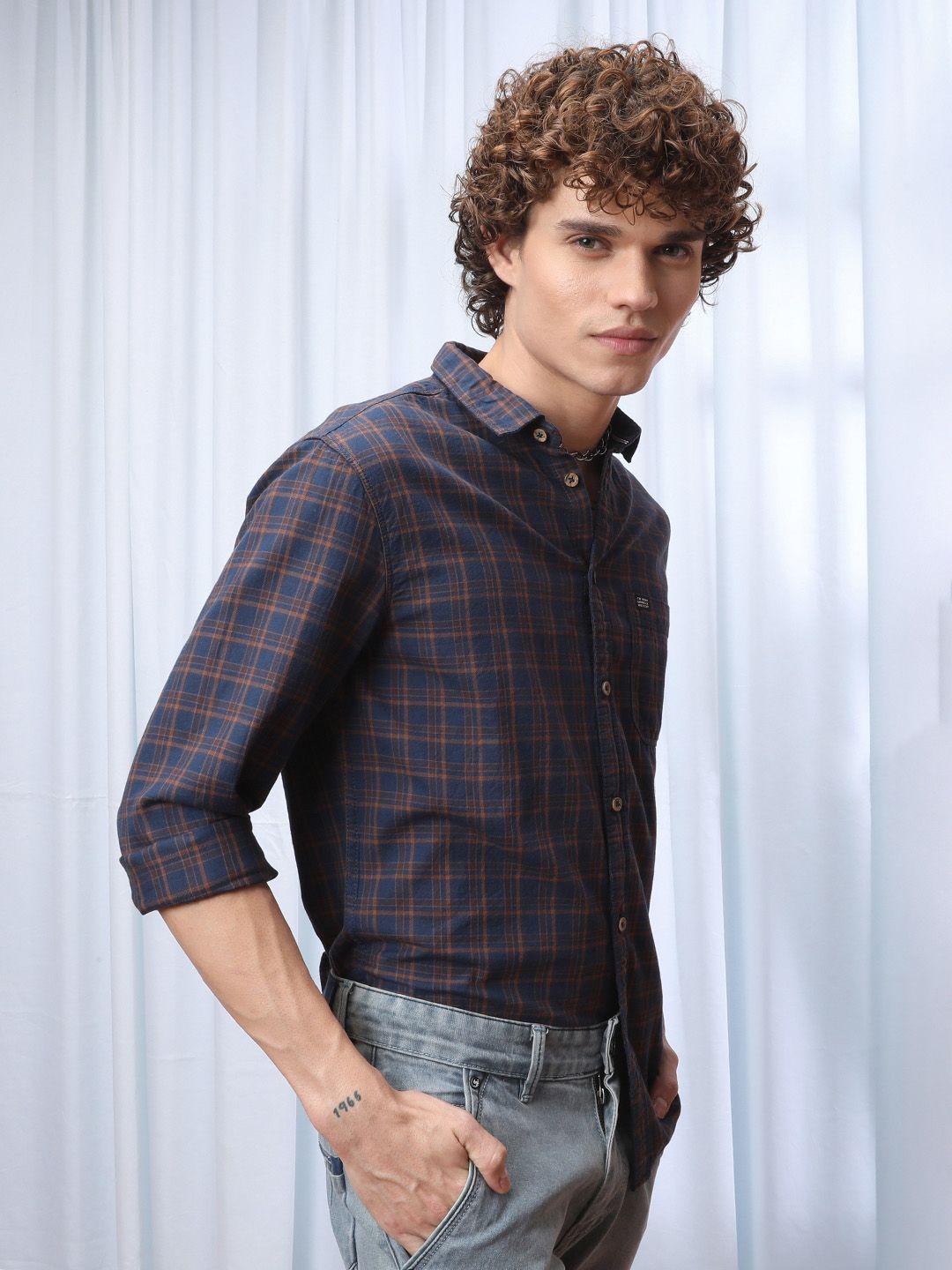 The Indian Garage Co Men Navy Blue & Brown Checked Casual Shirt