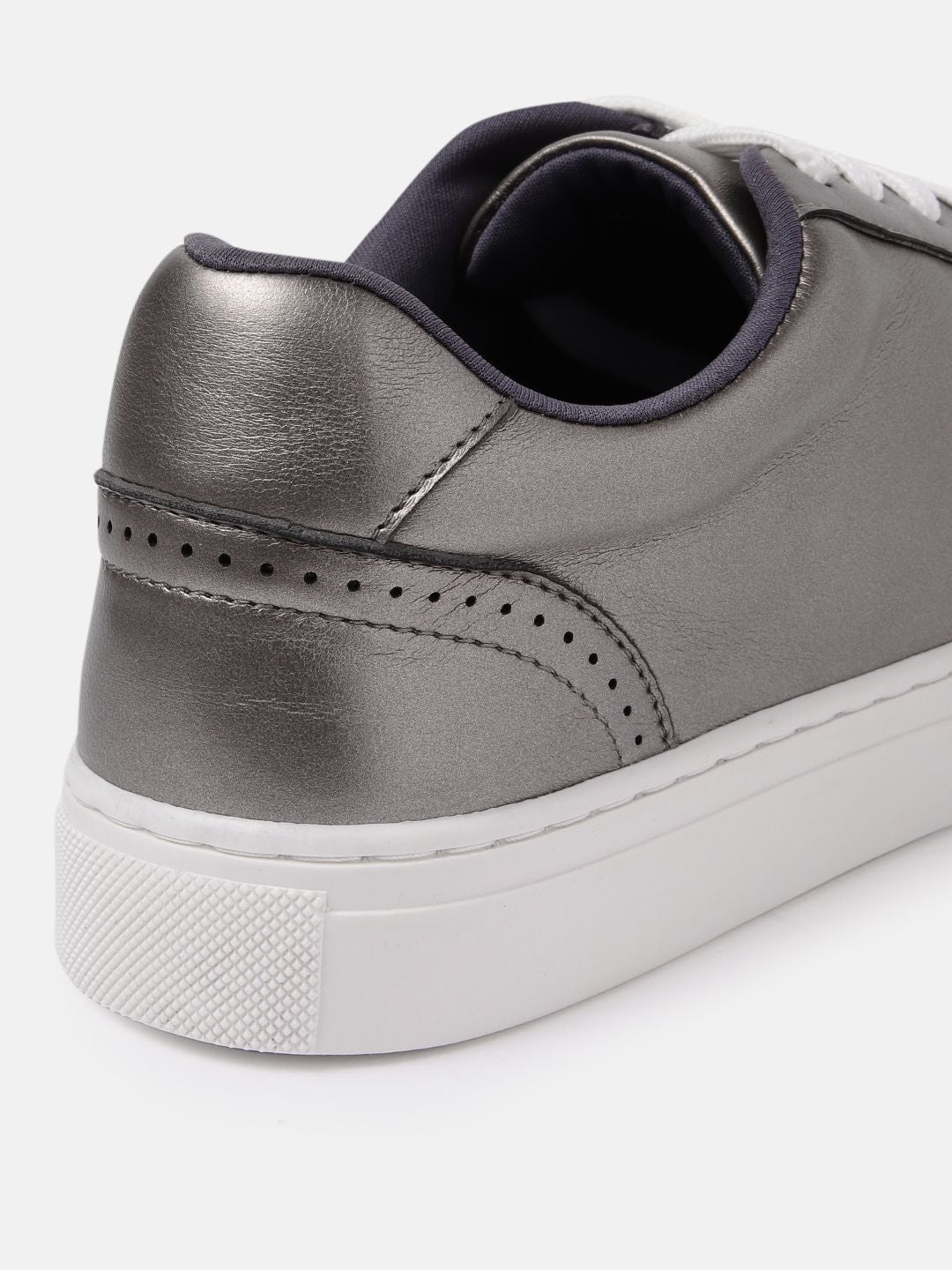 DressBerry Women Perforated Brogues