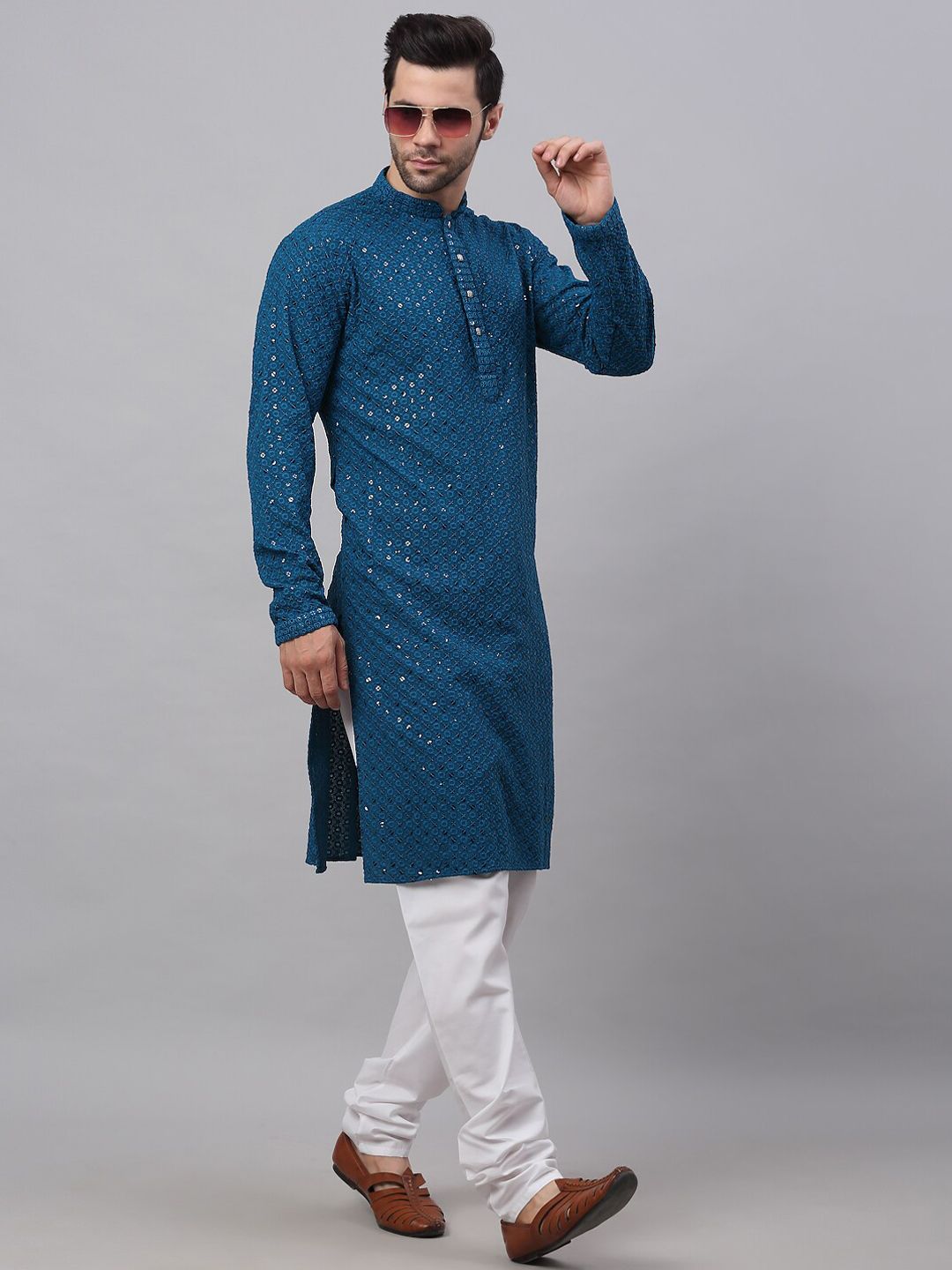 Jompers Men Teal Floral Embroidered Sequined Kurta