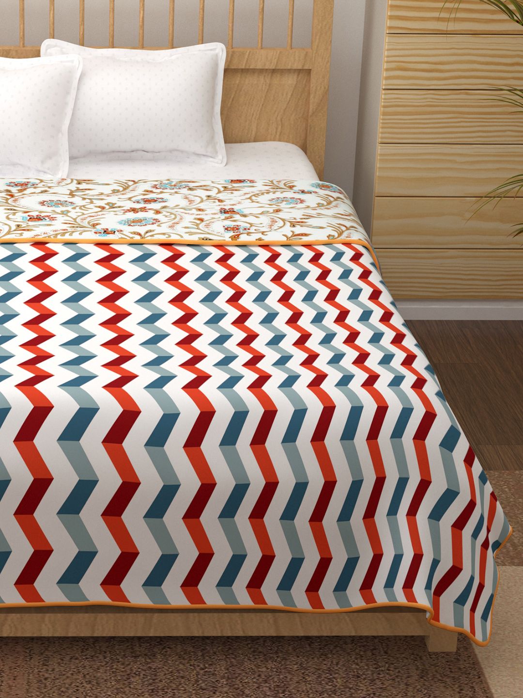 Story@home White & Red Geometric Cotton AC Room 150 GSM Reversible Double Bed Dohar