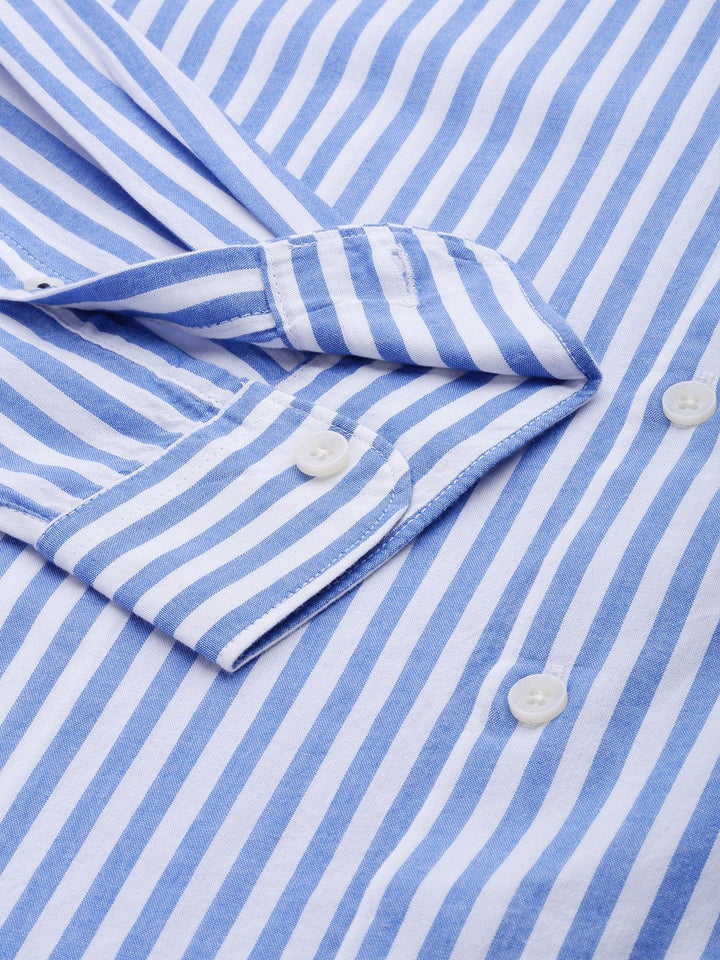 THE BEAR HOUSE Men Blue Slim Fit Bengal Stripes Casual Shirt