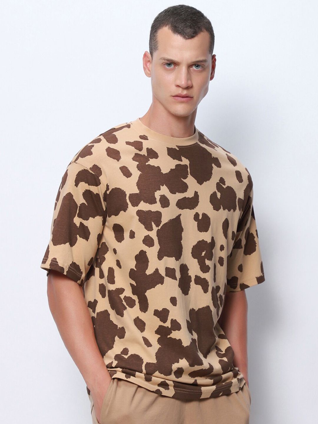 Bewakoof Brown Abstract Printed Round Neck Pure Cotton Oversized T-shirt