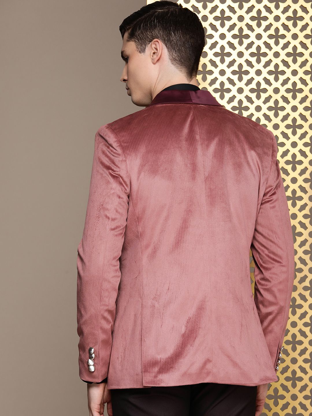 House of Pataudi Tailored Fit Striped Velvet Finish Single-Breasted Party Blazer