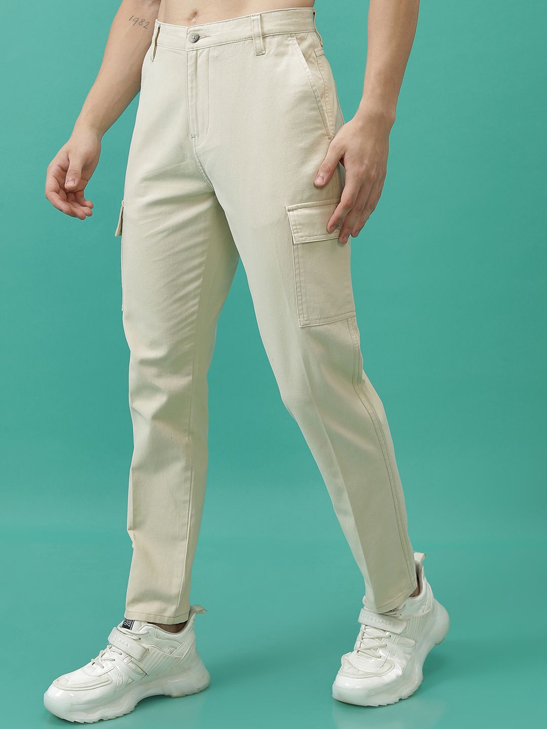 HIGHLANDER Men Cotton Cargo Trousers