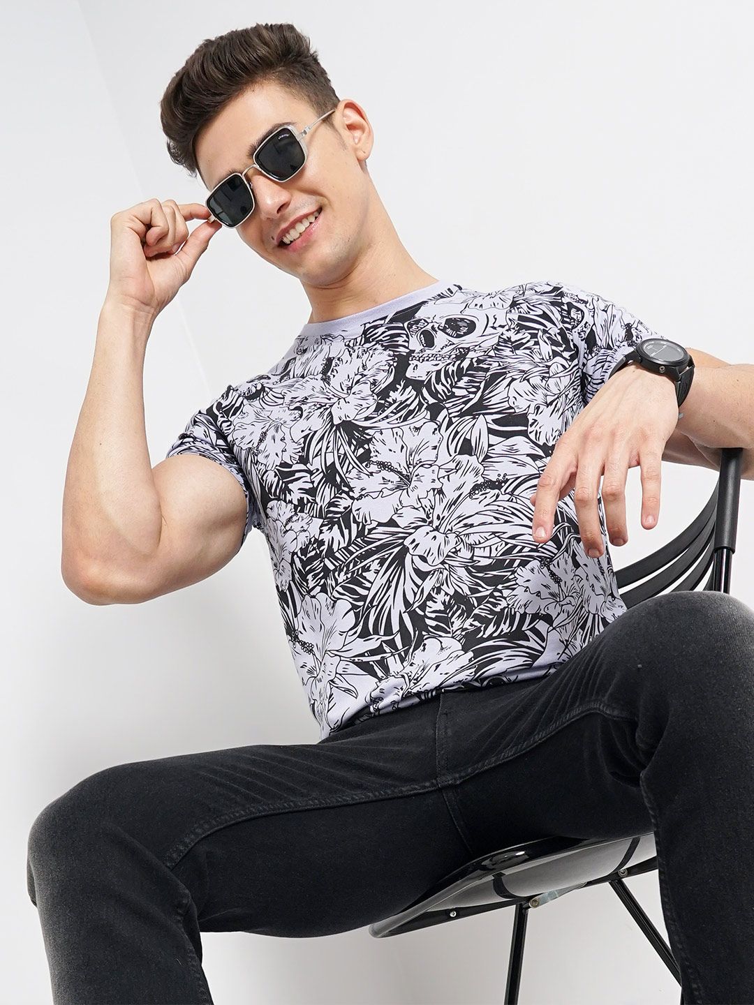The Indian Garage Co Typography Printed Round Neck T-shirt