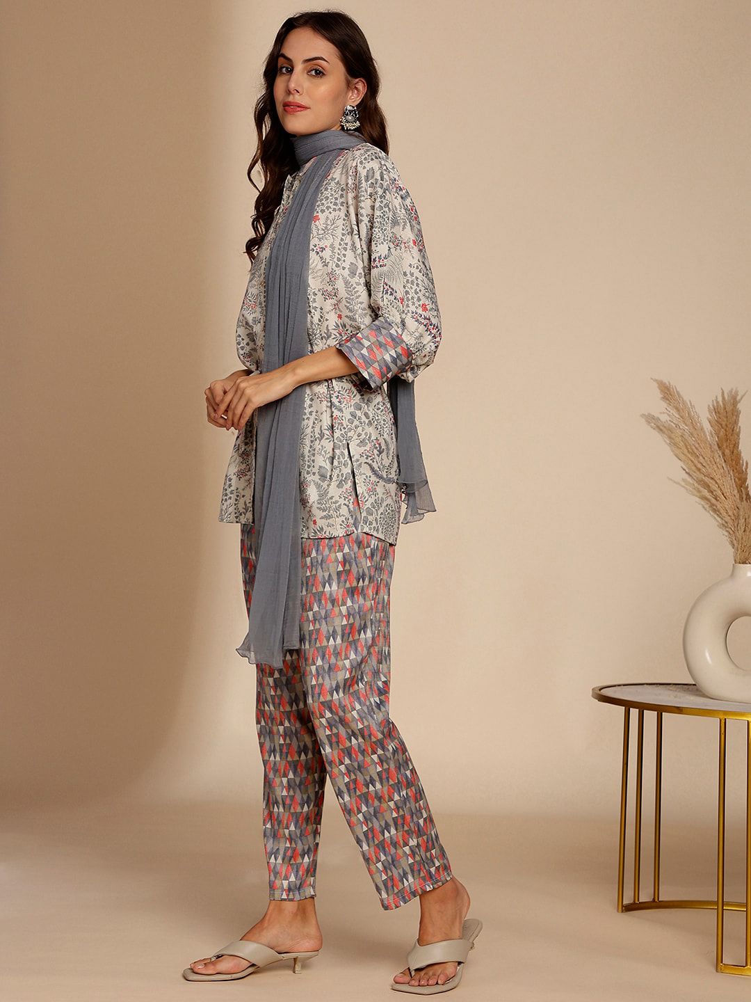 Anouk Floral Printed Top & Trousers With Dupatta