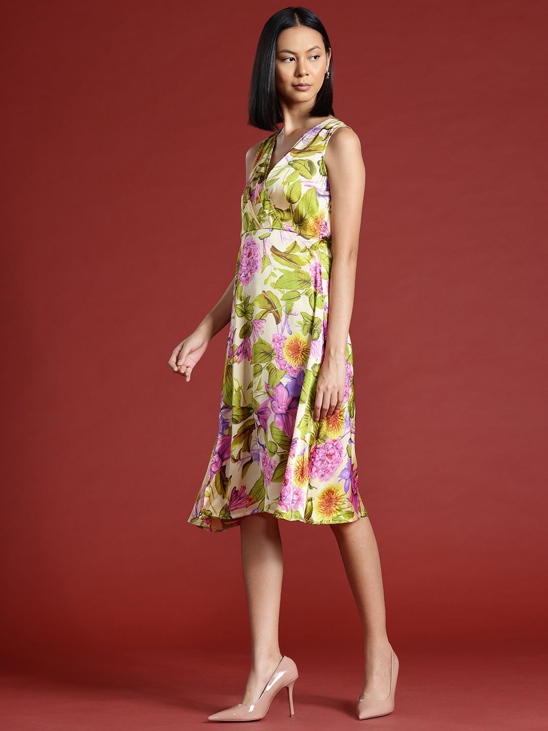 all about you Floral Printed Satin-Finish Wrap Dress