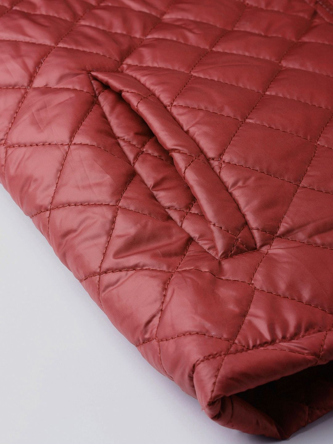 SASSAFRAS Women Maroon Solid Quilted Jacket