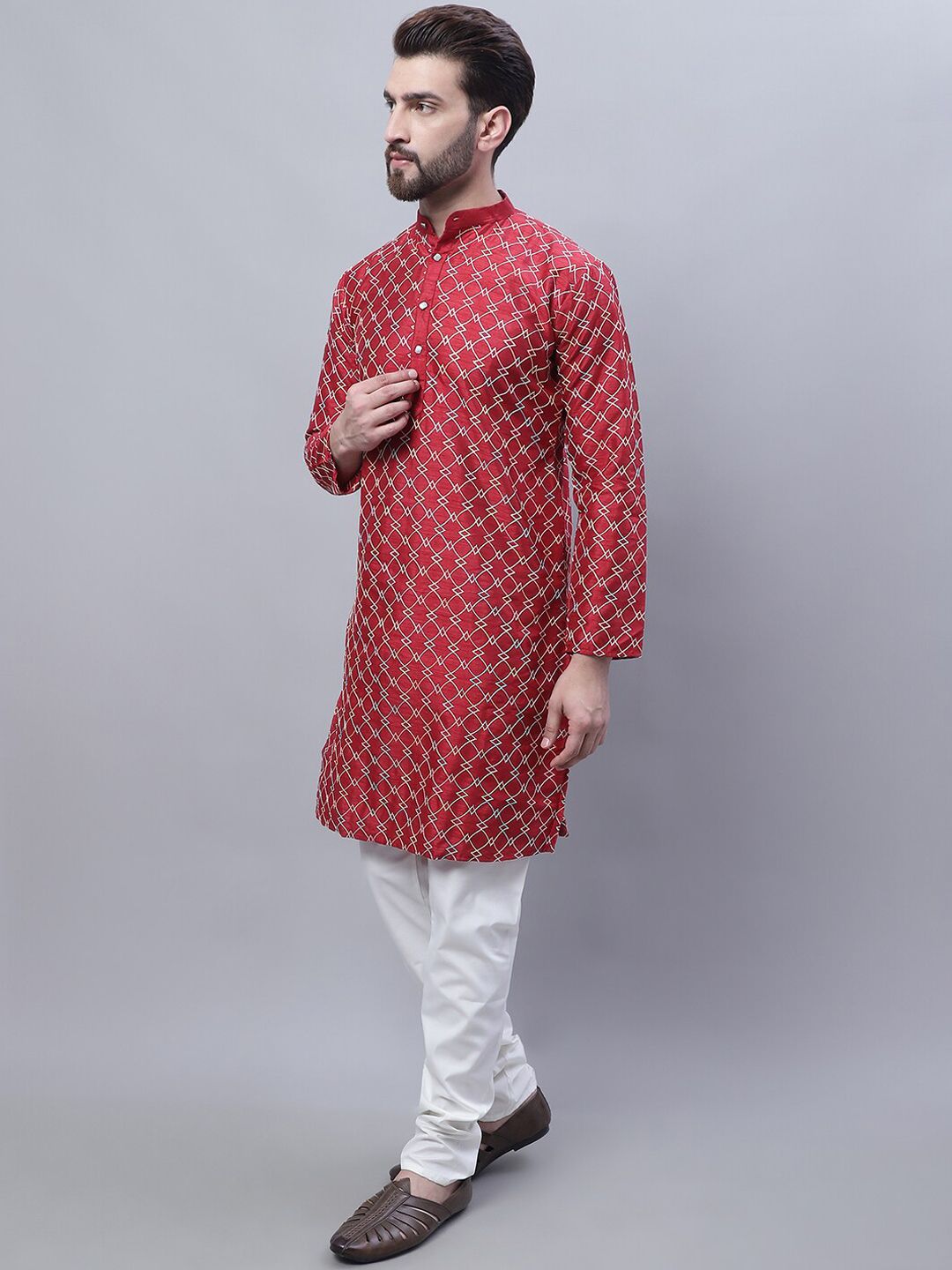 SOJANYA Embroidered Thread Work Kurta With Churidar With Nehru Jacket