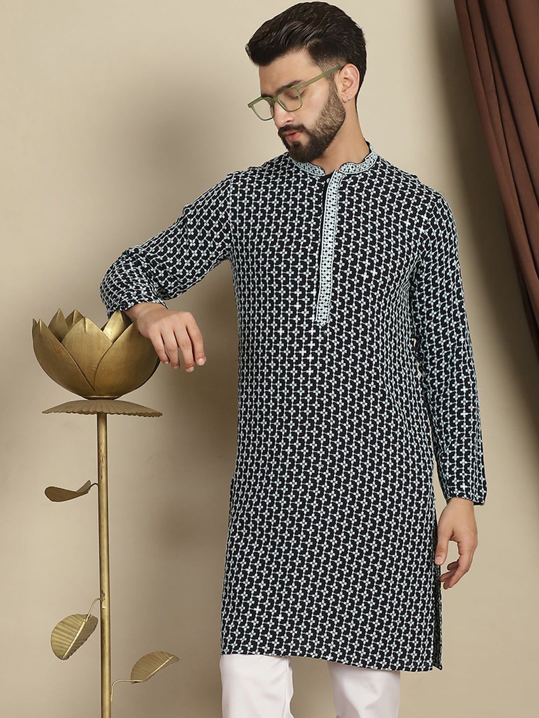 Anouk Geometric Printed Mandarin Collar Lengan Panjang Cotton Thread Work Kurta
