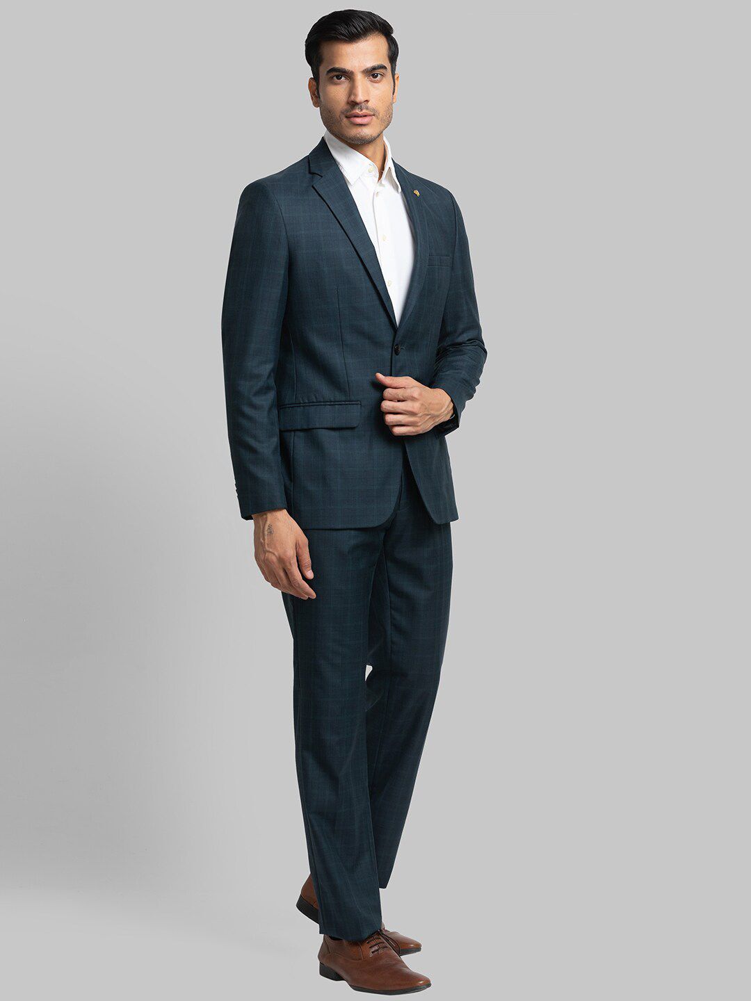 Raymond Men Checked Single Breasted Two Piece Formal Suit
