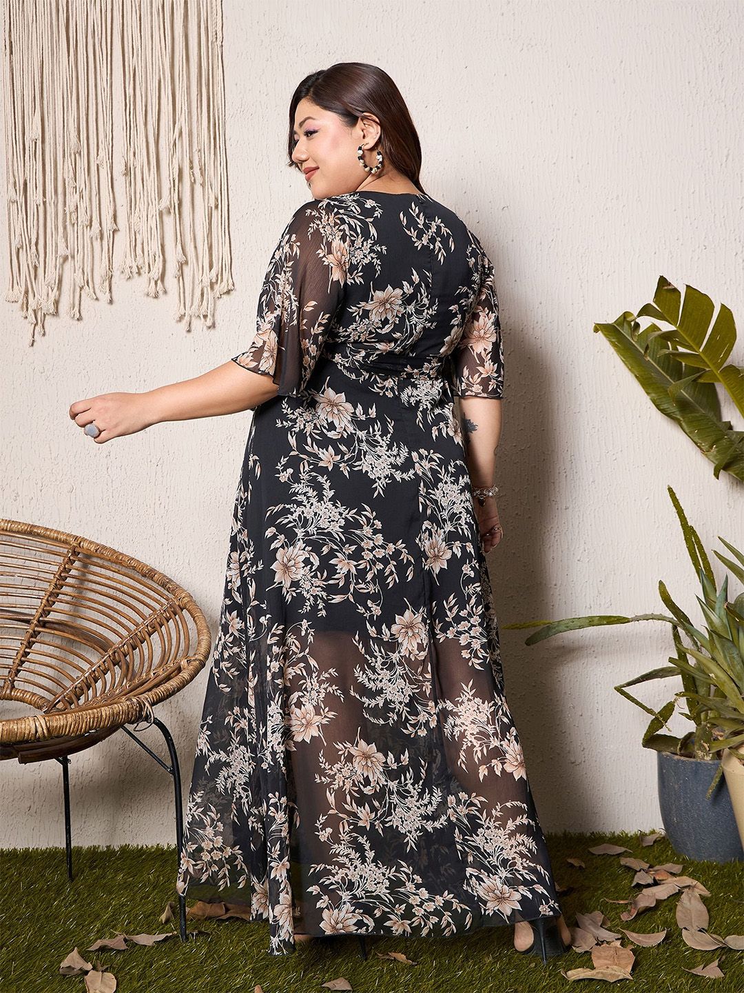 Berrylush Curve Women Floral Print Chiffon Empire Midi Dress
