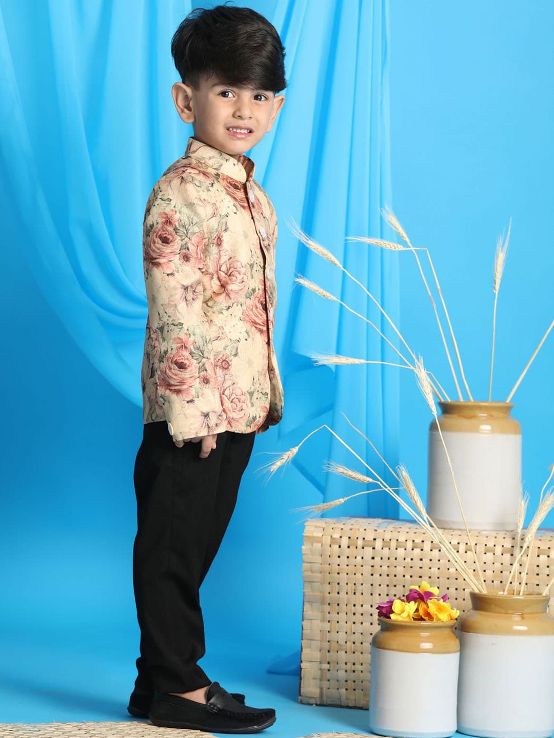 VASTRAMAY Boys Printed Slim-Fit Bandhgala Blazer