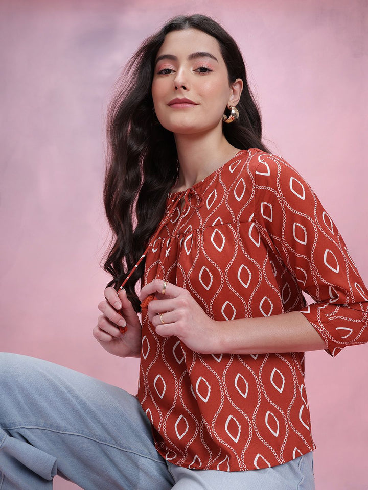 DressBerry Geometric Print Tie-Up Neck Top