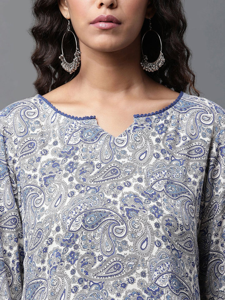 AURELIA Ethnic Motifs Printed Straight Kurti