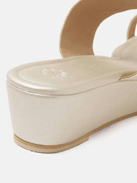 House of Pataudi Women Beige & Off-White Beaded & Embellished Handcrafted Wedges