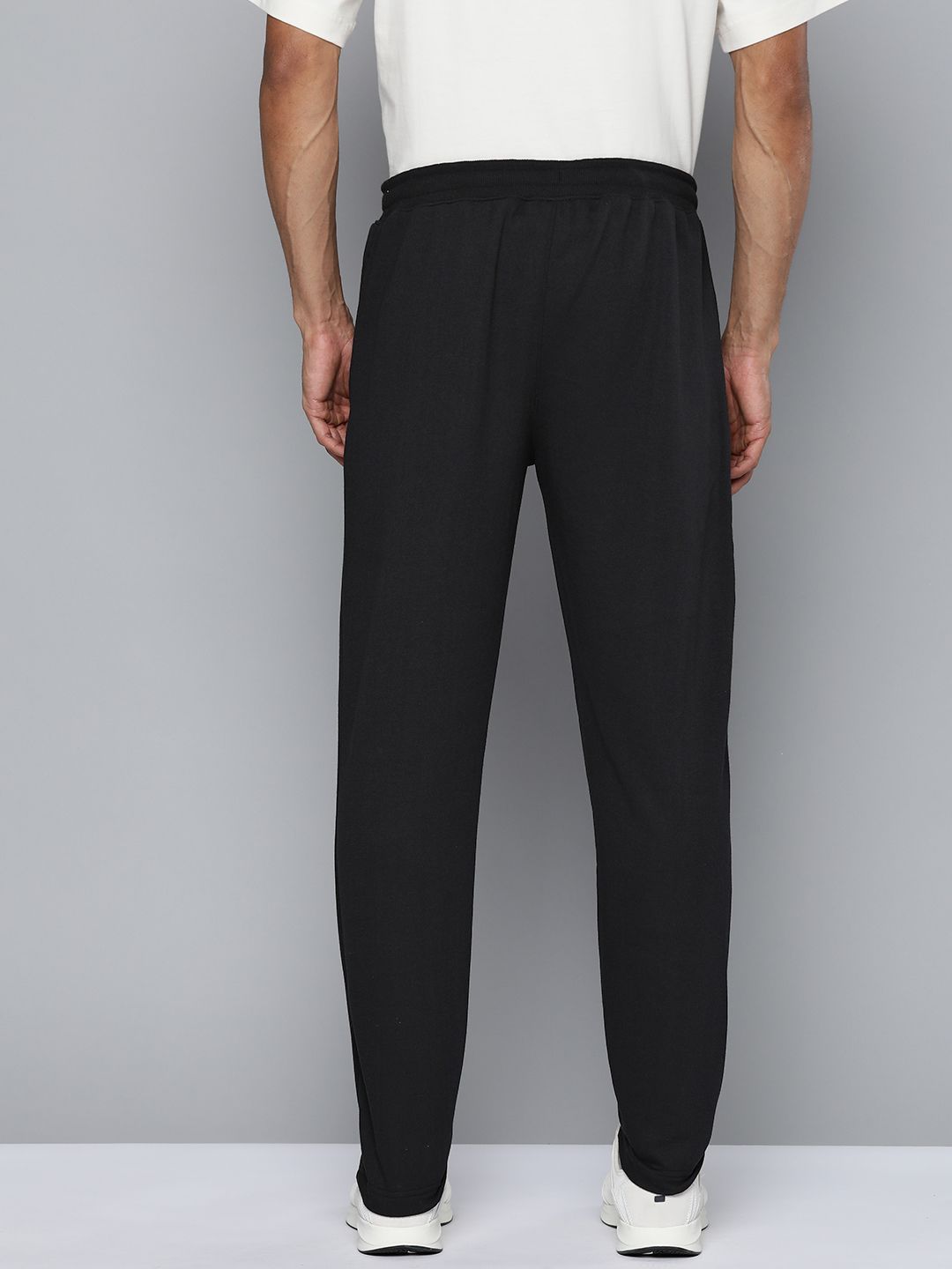 HRX by Hrithik Roshan Men Regular Fit Lifestyle Track Pants