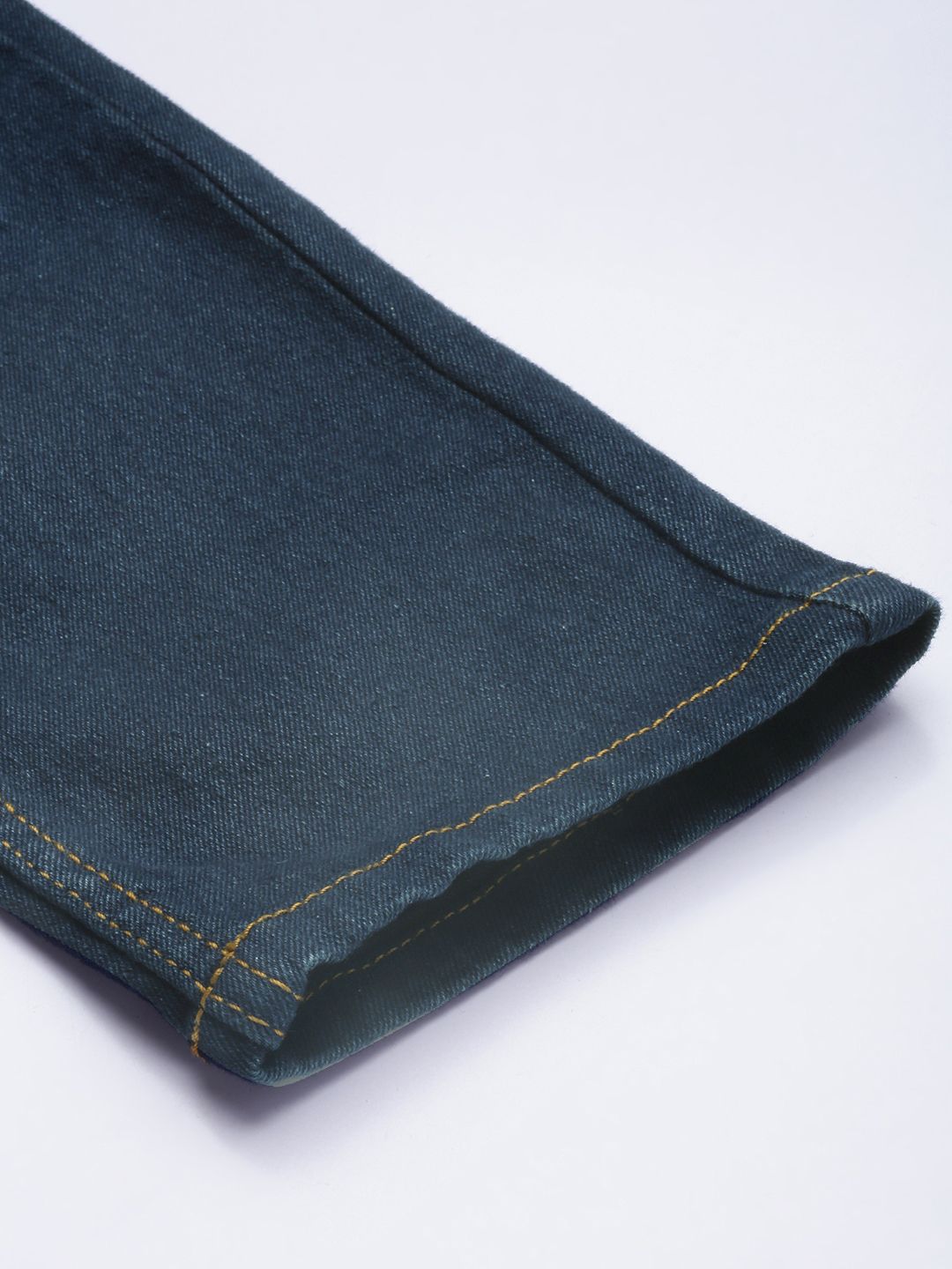 The Indian Garage Co Men Carrot Fit Light Fade Stretchable Jeans