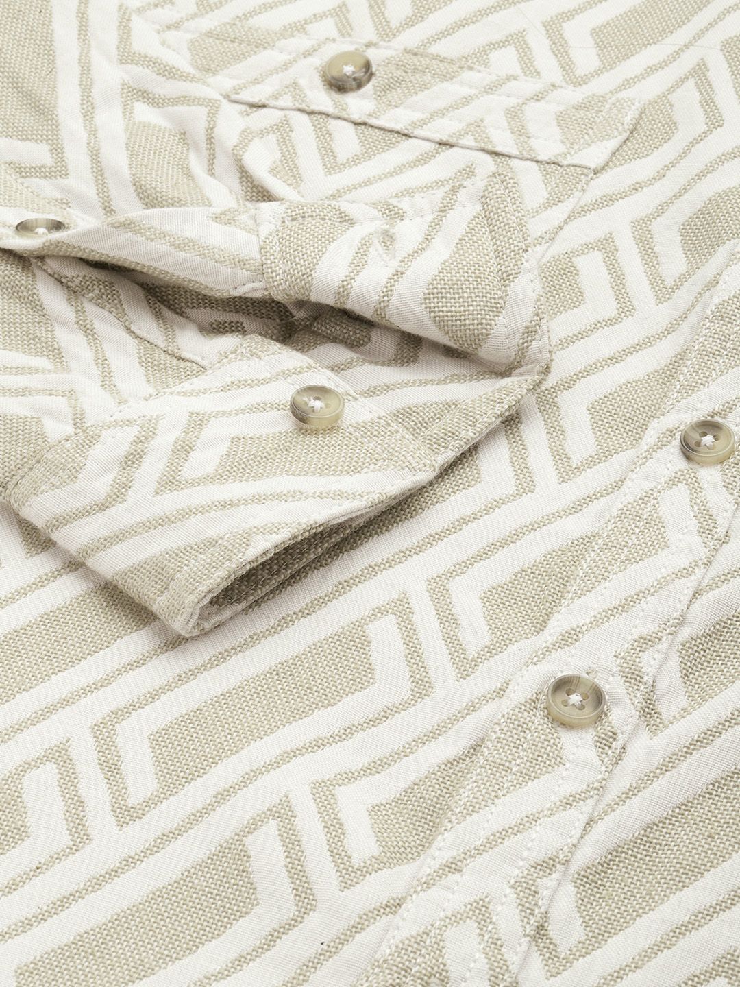 The Indian Garage Co Men Relaxed Fit Textured Resort Wear Jacquard Shirt