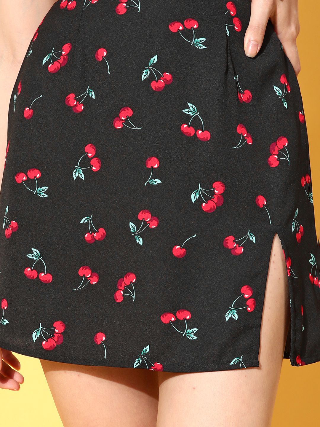 Berrylush Women Black & Red Cherry Print Front Slit Mini Skirt