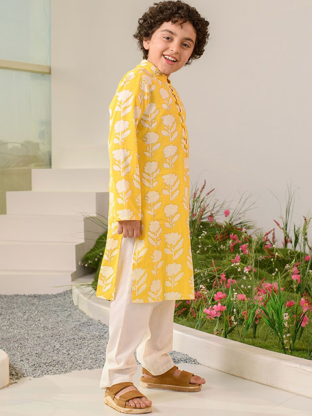 pspeaches Boys Floral Printed Pure Cotton Kurta with Pyjamas