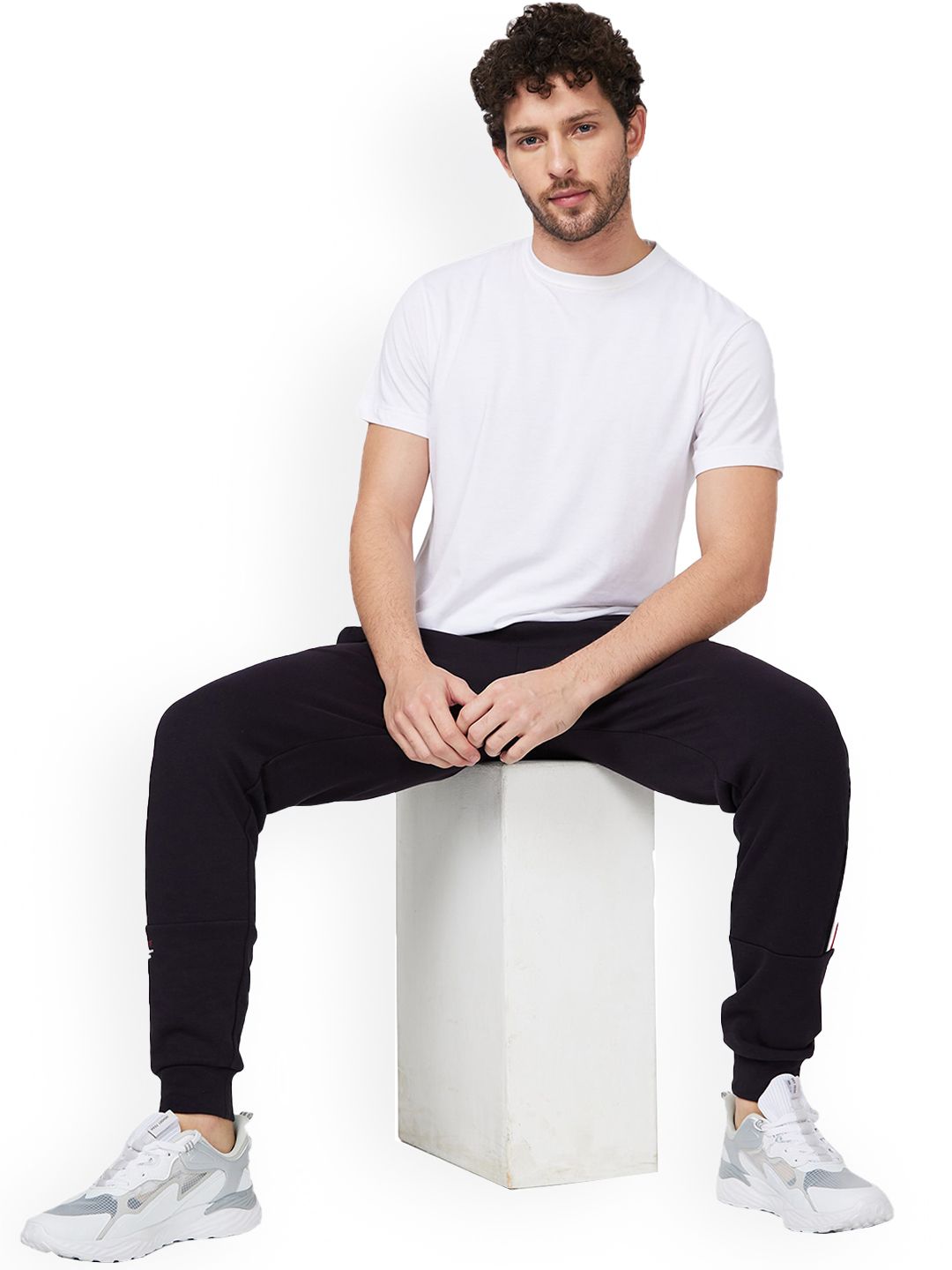 SPYKAR Men Mid-Rise Slim-Fit Joggers